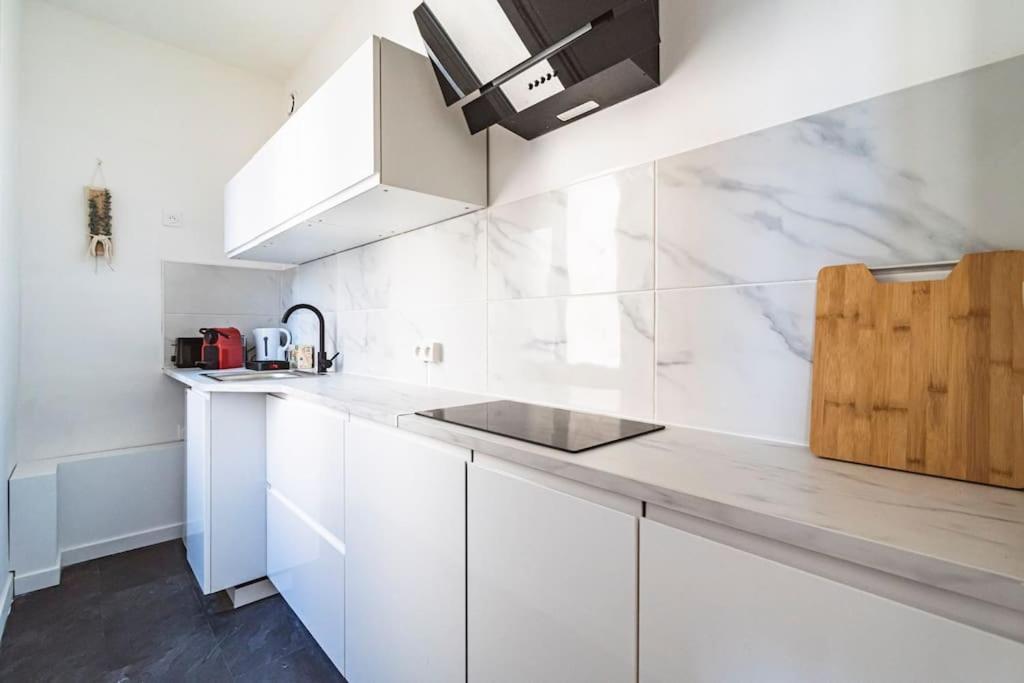Le Cosy - 2 Chambres - Hyper Centre Reims Luaran gambar