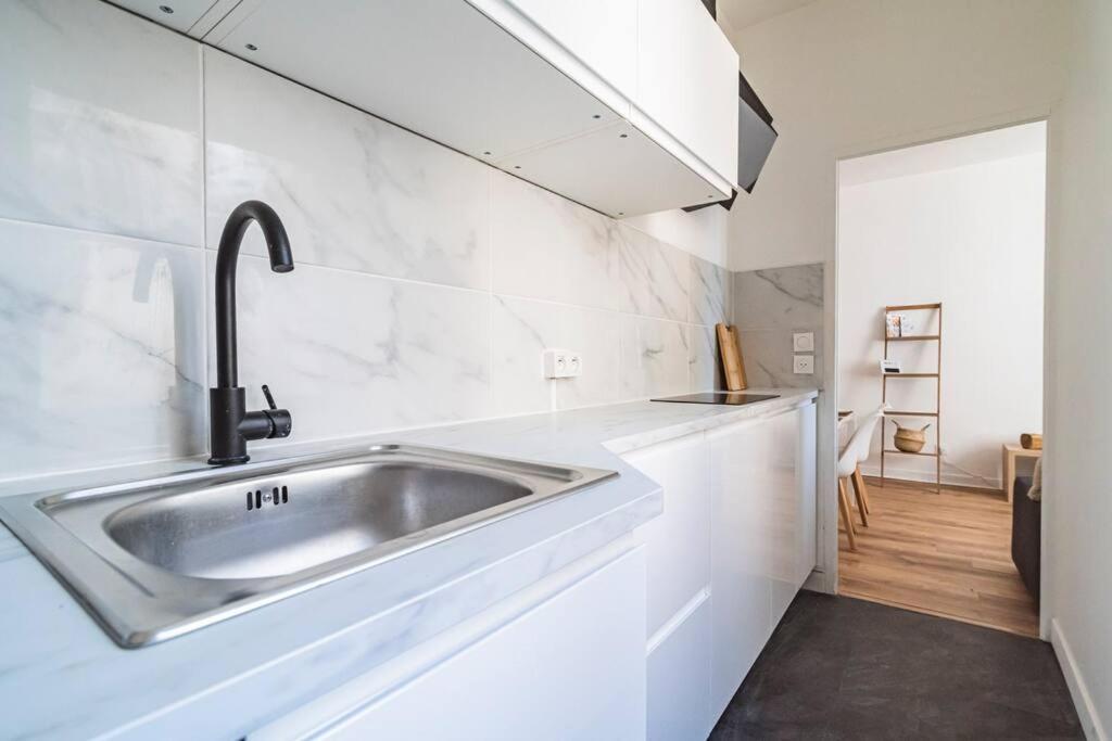 Le Cosy - 2 Chambres - Hyper Centre Reims Luaran gambar